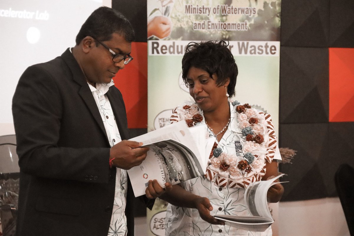 .<a href="/UNDPAccLabs/">UNDP Accelerator Labs</a> 'Plastics Circularity &amp; Waste Management: An Ethnographic Study' launched today with @FijianGovt's Ministry of Waterways &amp; Environment aims to better understand key actors &amp; encourage strong partnerships in tackling the plastic crisis. E-copy will be available soon.