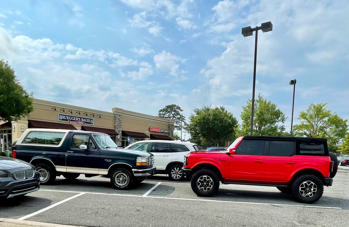 Rachel Sampson tweet media