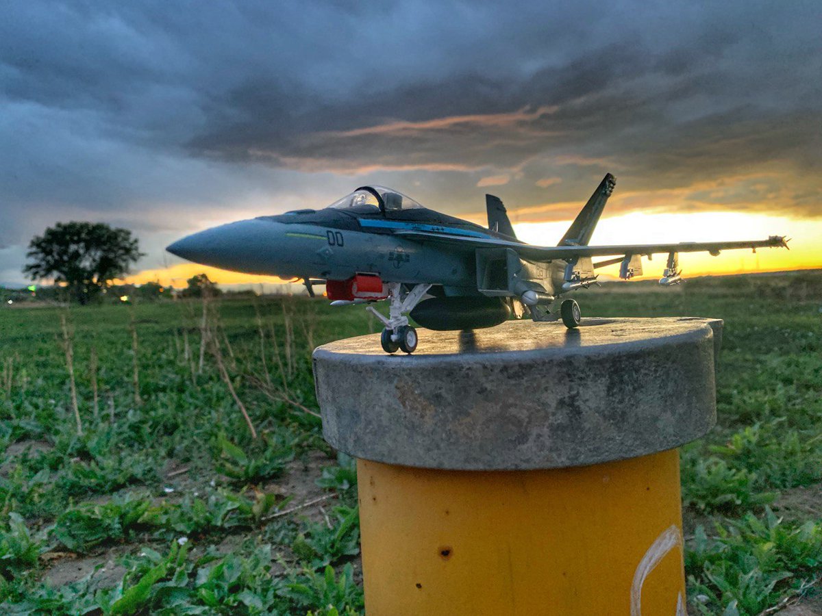gerfotollc's tweet photo. Good Morning Aviators, this is your captain @RevellUSA @TopGunMovie #TopGunMarverick #TopGunMaverick #ScaleModel https://t.co/j6o78kBoVl