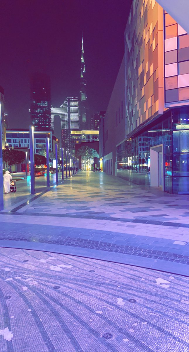 m00_400's tweet photo. واسلـك طريق دبي لو مزحومي
عليك شوقـي شاغل الخطيـن❤️

#دبي https://t.co/2AS1qs7Ki5