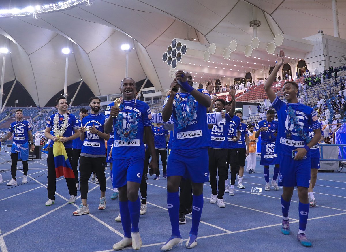 ali_aldhahri's tweet photo. الدوري كيف يمشي ؟ 🏆💙 https://t.co/3sBnBm3wIa