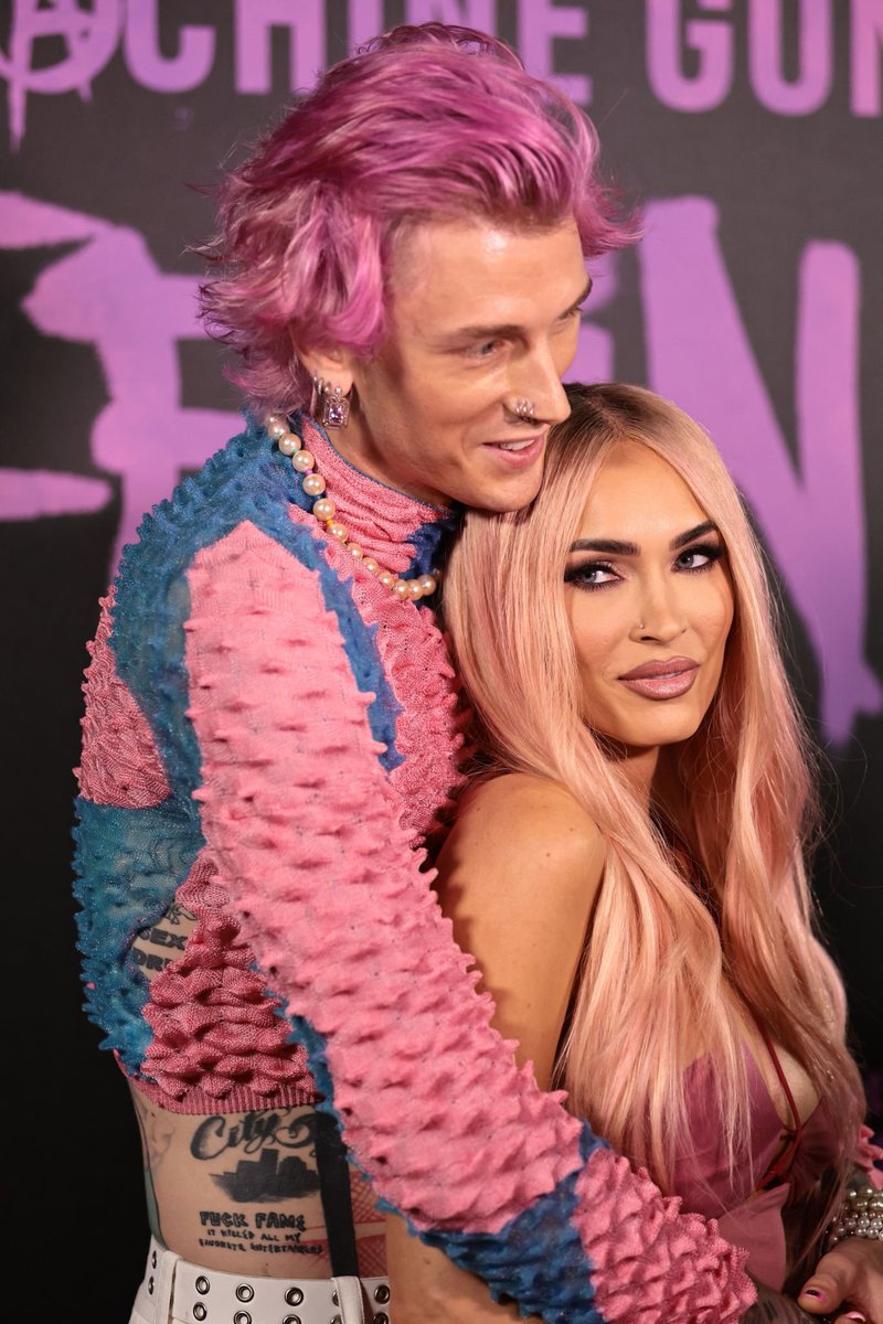MarvelousMFox's tweet photo. 📸 Megan Fox and @machinegunkelly at 'Machine Gun Kelly's Life in Pink' New York Premiere (June 27, 2022) https://t.co/xNwsmaftyJ