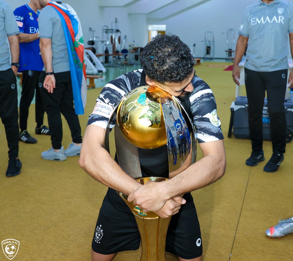 Alhilal_FC's tweet photo. 👋🏽 تصبحون على خير 😎💙 https://t.co/3LXeGQn5a0