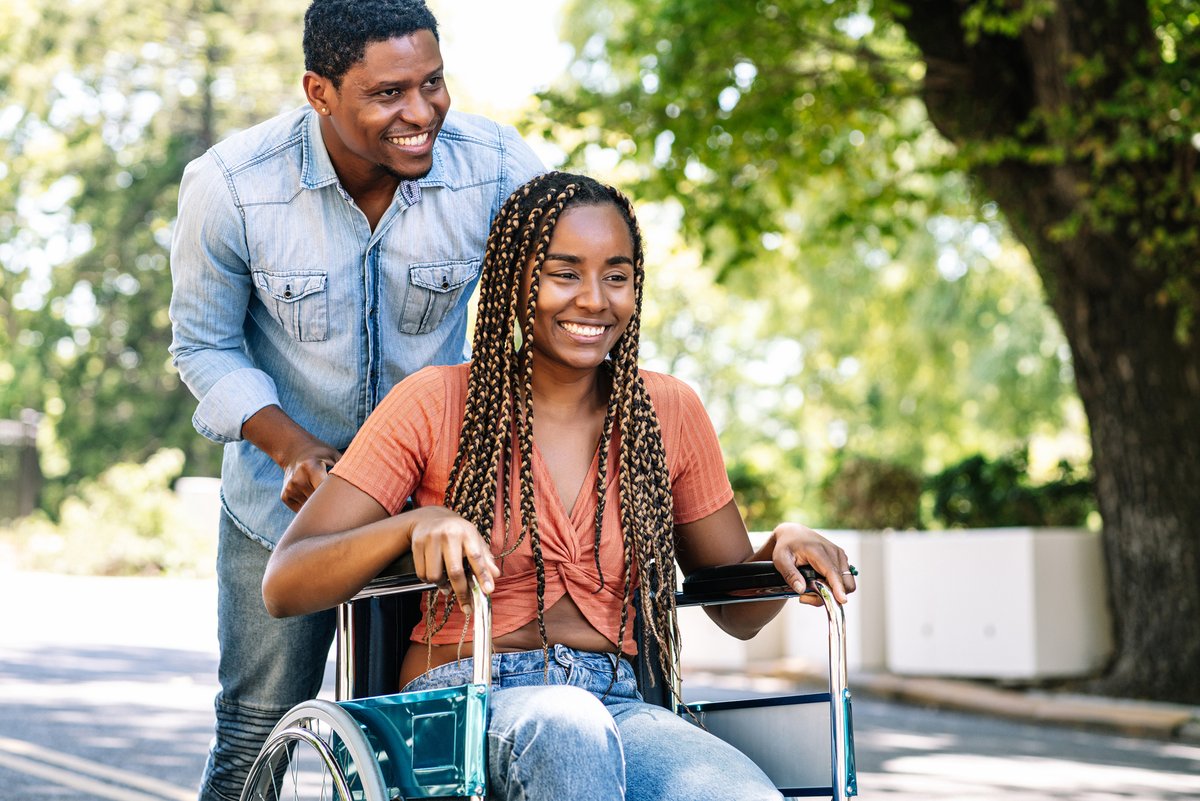 ElectronicCare's tweet photo. Almost 47% of #millennial caregivers are #men, the highest percentage for any generation. Taking care of loved ones is important and if you're that person – embrace your role as a #caregiver. You're not alone! Here are some stories of male caregivers: https://t.co/oo47JwRLYa https://t.co/Fm1dmPfEEZ