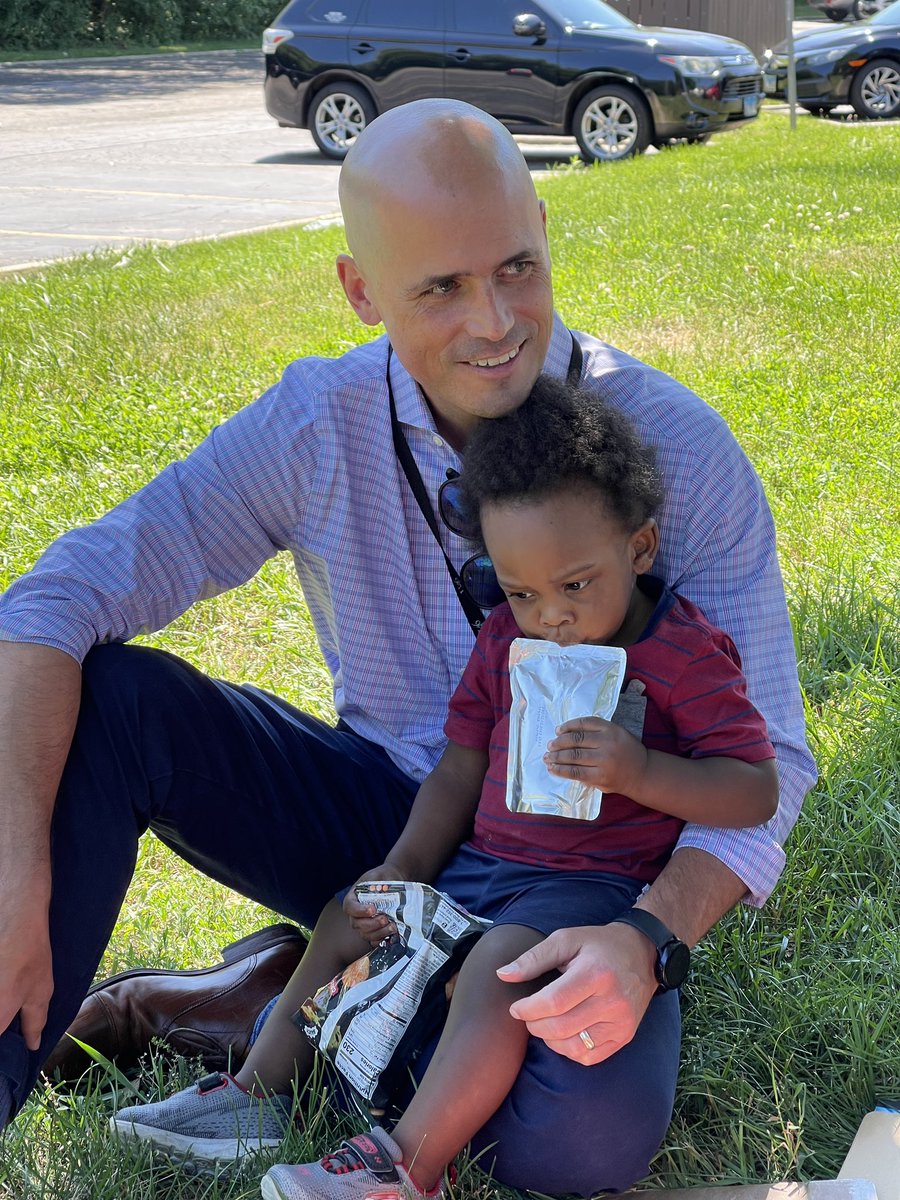 EPEL (@epelpartnership) on Twitter photo This little one backed right in to Dr. Josh Carpenter’s lap for a snuggle, snack and a book at Learning On the Go in Buena Vista this afternoon. Children know when you care. <a href="/sdu46/">School District U-46</a> #2000daysbirthtokindergarten #learningonthego #learningstartsatbirth #kindergartenreadiness This little one backed right in to Dr. Josh Carpenter’s lap for a snuggle, snack and a book at Learning On the Go in Buena Vista this afternoon. Children know when you care. <a href="/sdu46/">School District U-46</a> #2000daysbirthtokindergarten #learningonthego #learningstartsatbirth #kindergartenreadiness