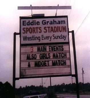Wrestle40's tweet photo. #โฃ1โฃ Butch Reed defeated Harley Race to become the #1 contender for the NWA World Heavyweight Title on an #NWAFlorida show tonight from the Eddie Graham Sports Stadium in Orlando, FL. #OnThisDay
@Killerbee1B defeated Kendo Nagasaki in a steel cage match. + 3 other bouts. #CWF๐ด https://t.co/mtc2yoAKuP