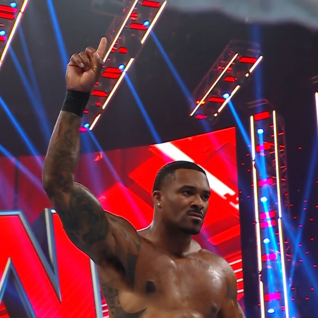 WWE on Twitter "PROFIT ☝️s? MontezFordWWE AngeloDawkins WWERaw