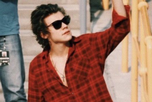 hllyscmtxwlls's tweet photo. au teen beach movie

donde harry y louis son mejores amigos, pero saben que están enamorados el uno del otro

o donde dos surfistas mágicamente se adentran en un musical de los 60’s 

¿cómo lograrán escapar cuando cometan un accidente que arruine el transcurso de la película? https://t.co/yEAm2O8BY9