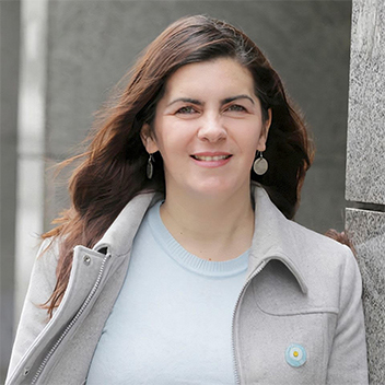 MARCELOFAVAOK's tweet photo. TREMENDA DENUNCIA CONTRA INTENDENTE K

La intendente de Moreno, Mariel Fernández, fue denunciada por enriquecimiento ilícito, malversación de caudales públicos, negociaciones incompatibles con el ejercicio de la función pública, cohecho y tráfico de influencias... https://t.co/okUkREPAjK