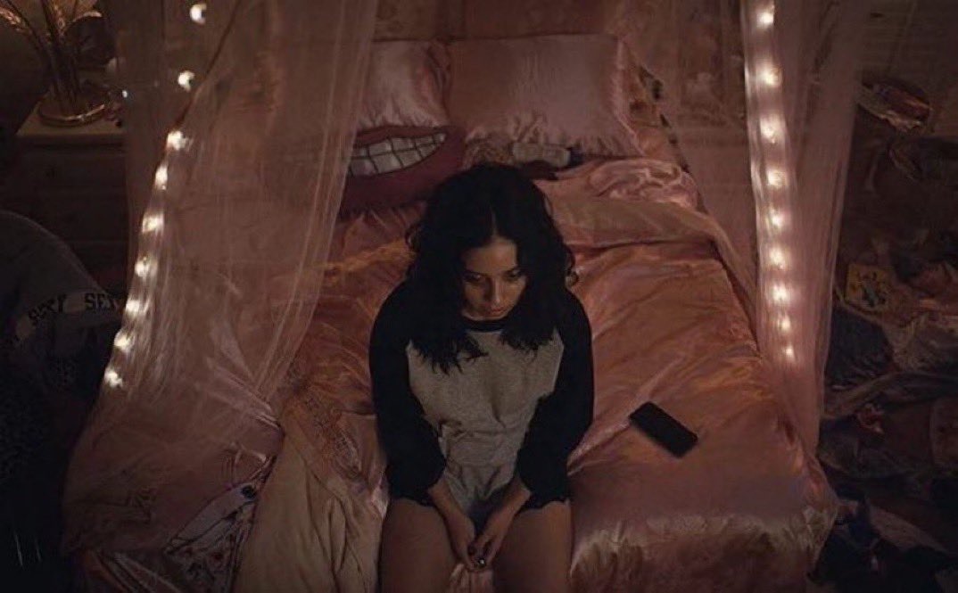 existentialgf's tweet image. “how to heal your gut” “start doing pilates instead of weight training” “lower your cortisol” “hip thrusts vs rdls” “bulking and cutting” “cardio bunny” “healthy low cal recipes”