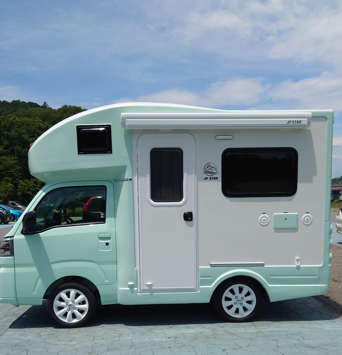 happycan24's tweet photo. 納車後海や川に初ドライブ行ってきました🏞️😆
毎日引きこもってYou Tubeばかり見ていたのに時間が足りないくらい楽しい😂運転したくなる✨
ソロ…時々 ダンナ…所により 孫…🥰
折返し人生楽しみます🌈 https://t.co/uNQP9908X9