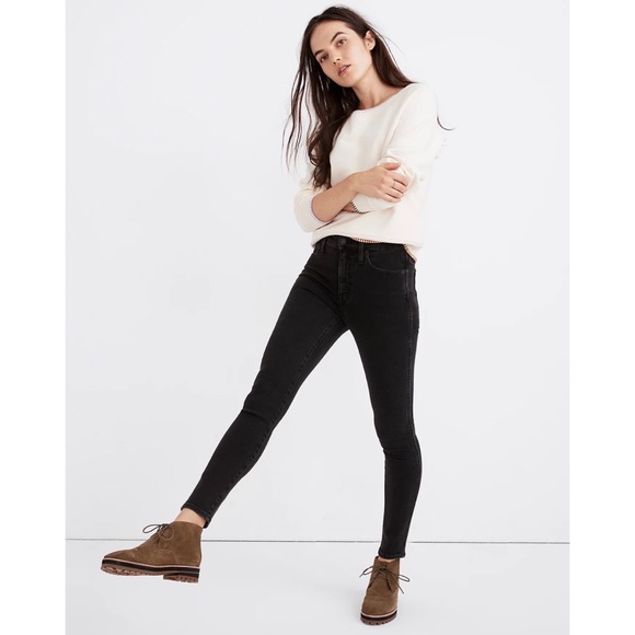 kate_vine_'s tweet photo. So good I had to share! Check out all the items I'm loving on @Poshmarkapp from @RobertL78992520 #poshmark #fashion #style #shopmycloset #paige #madewell #abercrombiefitch: https://t.co/EIVRk7pY1A https://t.co/vbj6H1G3pj