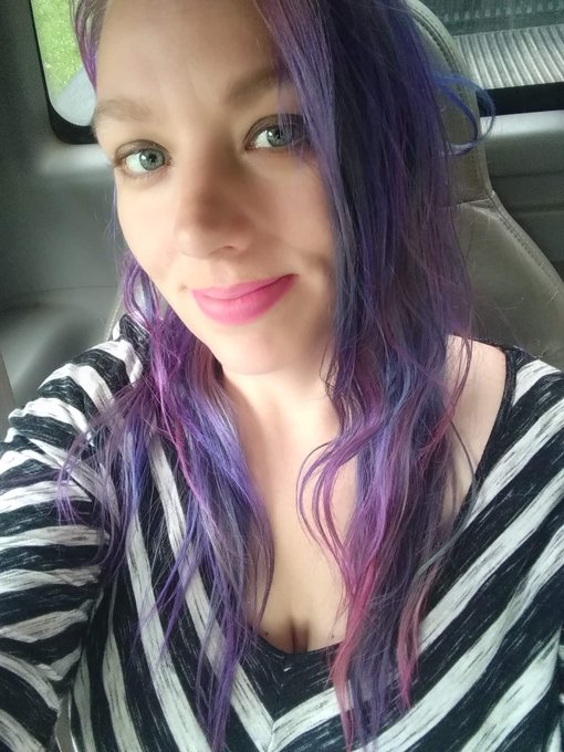 Are we going to get me to 11k followers before my birthday in August?!?!?! That would be awesome! https://t