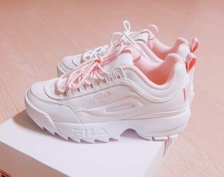 aryaadi89's tweet photo. Beli sepatu 200 rb❌
Beli sepatu 20 rb✅

masak iya sepatu snakers sebagus ini cmn 20 rb😍  

Yuk Kepoin tokonya disini ⤵️
https://t.co/TAs2OCF5vs

#instagramdown #BoikotAice #Marshanda #bersihbersihBUMN   #holywings Tri mantab banget Denise https://t.co/BJAkRJYMxQ