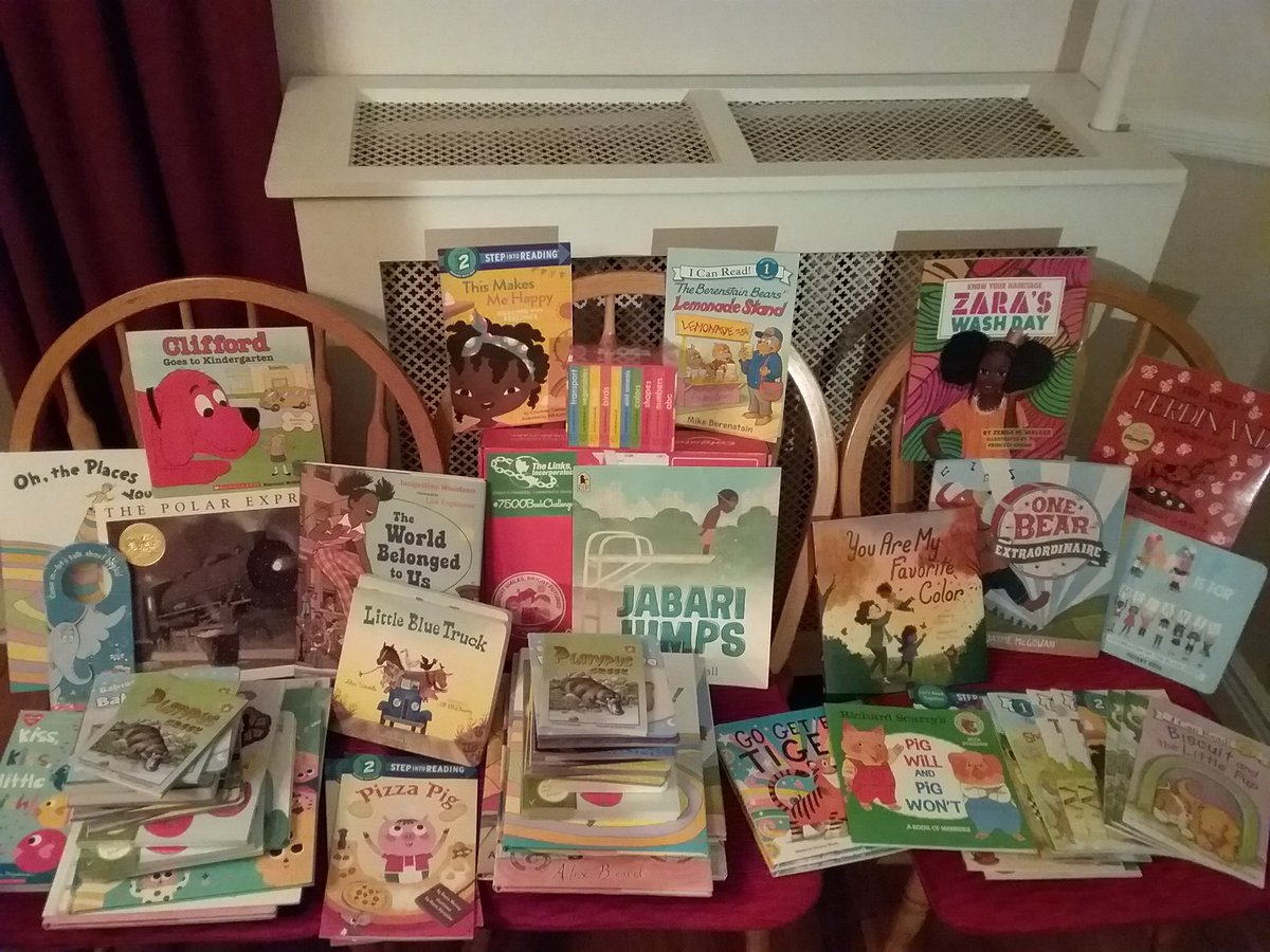 WestchesterLink's tweet photo. The Westchester County (NY) Chapter of The Links, Incorporated donated 80 books to  to head starts!. We are proud to be #LinkstoSuccess for the Lois Bronz Children's Center the and Mount Vernon Day Care Center. #LinksInc #Links43NA #7500BookChallenge #LinksReadToSucceed https://t.co/y1VnZOvZrN
