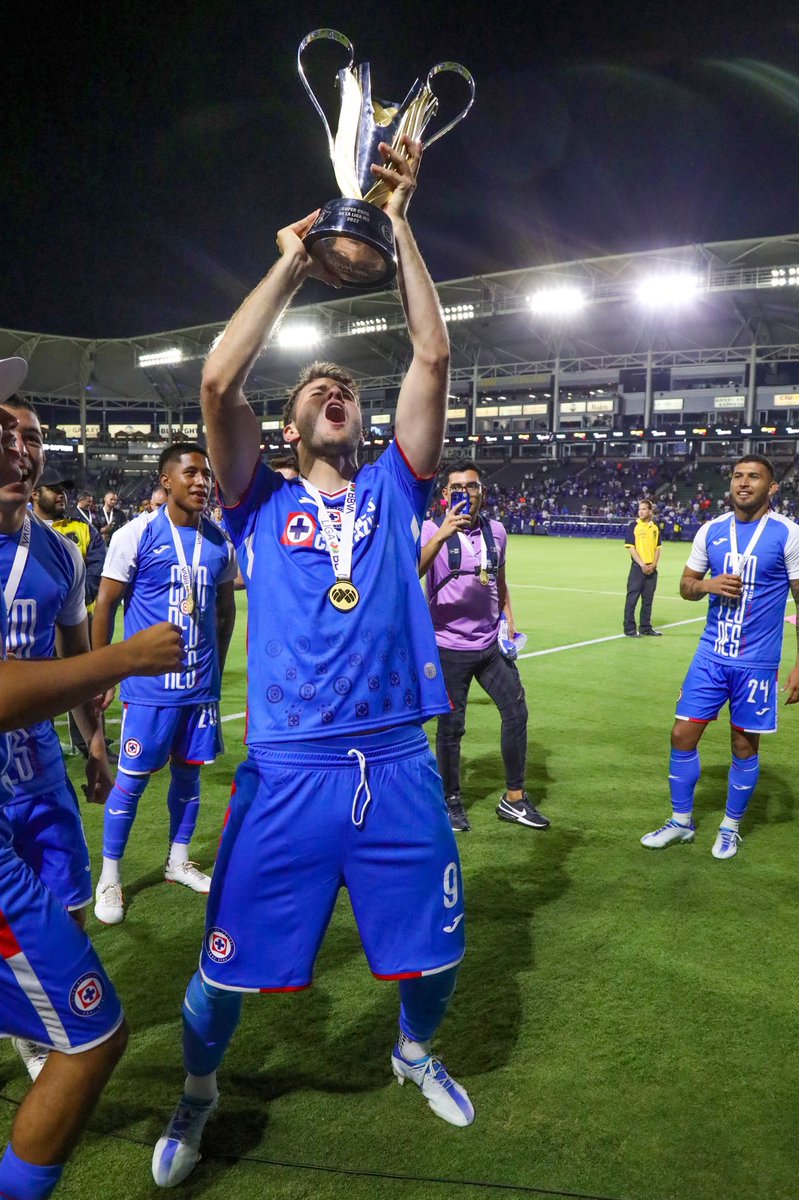 9️⃣🏆💙