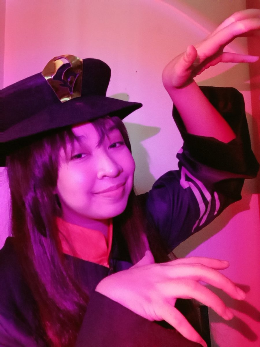 heyzouus's tweet photo. hihi >:D #hutao #hutaocosplay #genshintwt https://t.co/QdQ4rV9VzG