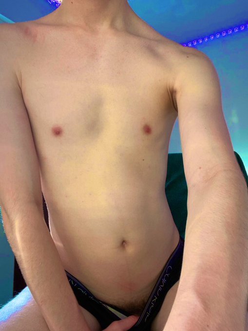 I’m really exited to se yll tonight at 8pm.  :D

https://t.co/fTAYDGK1Ea
#onlyfans #webcamtoy #chatubate