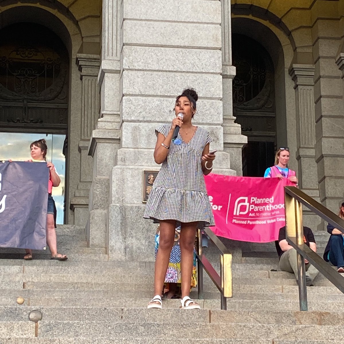ProgressNowCO's tweet image. “This ruling is allowing those in power to criminalize our right to life, liberty, and the pursuit of happiness. Without bodily autonomy, I cannot experience those rights.”

Myriah Johnson, @CobaltAdvocates #BansOffOurBodies #COPolitics