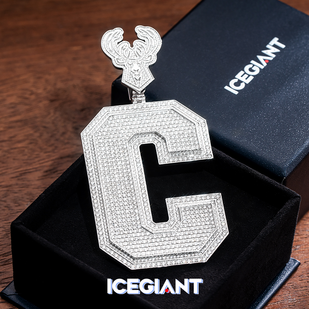 theigtofficial's tweet image. Hey, Besties!A fully iced C letter Pendant with a 🦌 bail. We can customize🔨🔨 any design.
We provide professional customer service, DM  with ur idea.
#customize #hiphopchains #icedoutchain #blingjewelry #customjewelry #blingbling #oneandonly #streetstyle #dopejewelry #bucks #C