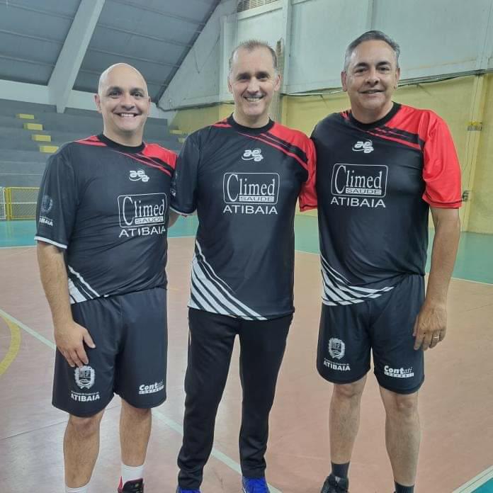 Iniciando um grande projeto de voleibol na cidade de Atibaia ao lado de excelentes profissionais e amigos. 
#atibaiavolei #voleibol #volei #cbv #Brasil #fivb