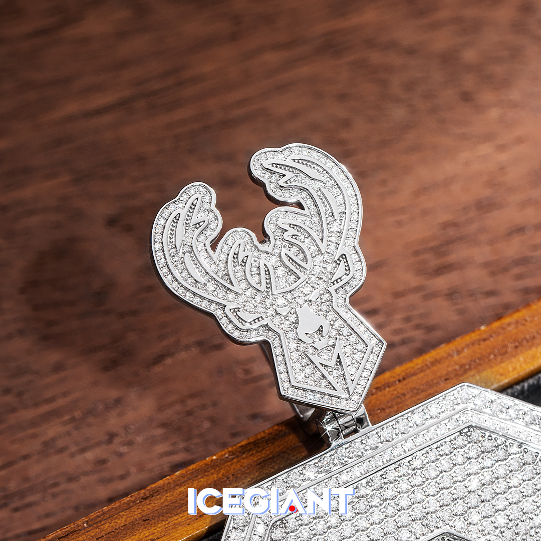 theigtofficial's tweet image. Hey, Besties!A fully iced C letter Pendant with a 🦌 bail. We can customize🔨🔨 any design.
We provide professional customer service, DM  with ur idea.
#customize #hiphopchains #icedoutchain #blingjewelry #customjewelry #blingbling #oneandonly #streetstyle #dopejewelry #bucks #C