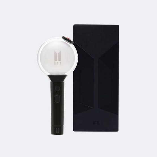 sunwonq's tweet photo. wts lfb ph
unsealed army bomb mots se 

- onhand
- official, bought directly from weverse
- complete inclu exc pc and qr 
- mint condi

dop: 500 payo, dp until july 1 
mop: gcash
mod: jnt, ggx, s/co

₱1700

🏷️ wts ph lfb bts army bomb lightstick map of the soul special edition https://t.co/UJvFN3Ghy3