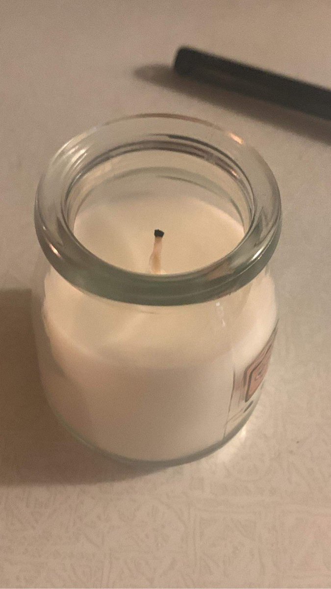 Whymsey's tweet photo. My bf told me not to light his new candle without him so I just sent him this https://t.co/3qeEmCduAX