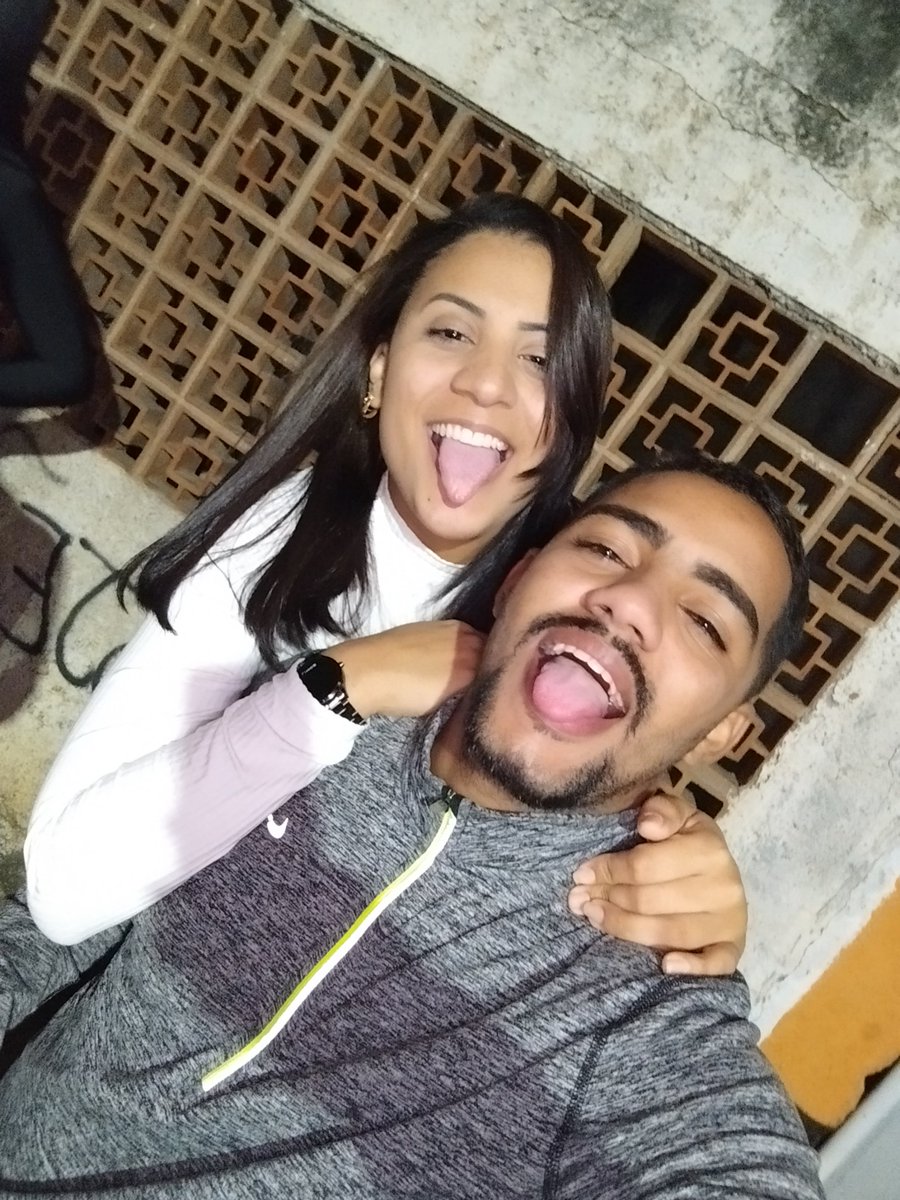Estamos começando nossas vidas juntos mas já há tanto para comemorar. Hoje é nosso aniversário de 3 meses de casamento e eu não poderia estar mais feliz.
Dividir cada momento com você tem sido um sonho.
Obgda Amor, meu grande e único amor!❤️❤️❤️❤️❤️🎉🎉🙏 <a href="/ThaiStephani00/">Thaina Stephanie 🦋</a>