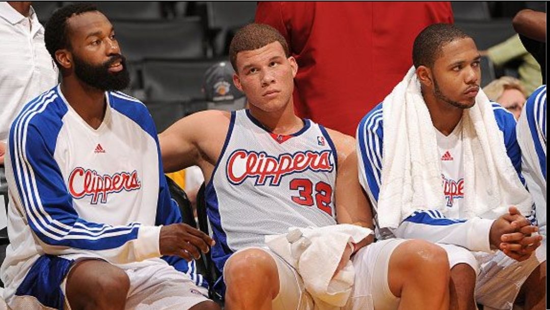 HoodiPages's tweet photo. IF U AIN'T ROCK WITH US IN THESE DAYS WE DON'T WANT YOU 😭😭😭 #ClipperNation https://t.co/8PjY6Af1qo