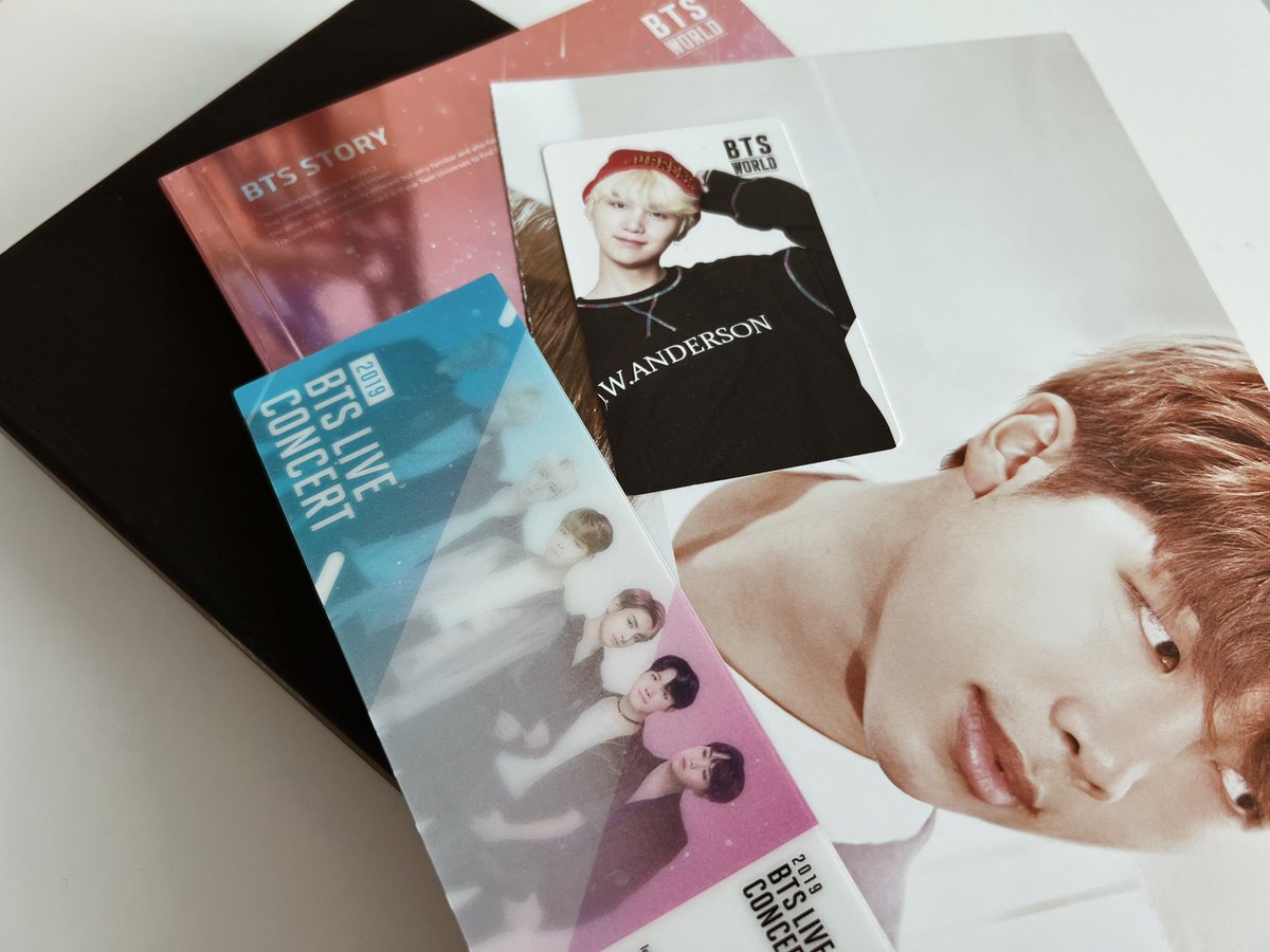 「 BTS World Giveaway 」

— 1 winner | worldwide

› rt to enter◦
› ends July 8th  ⊹
› see reply for info ⇣ 

— followers only