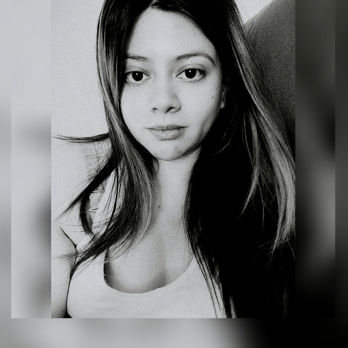 kaylacobos's tweet photo. #NuevaFotoDePerfil https://t.co/B6OeN1jotR