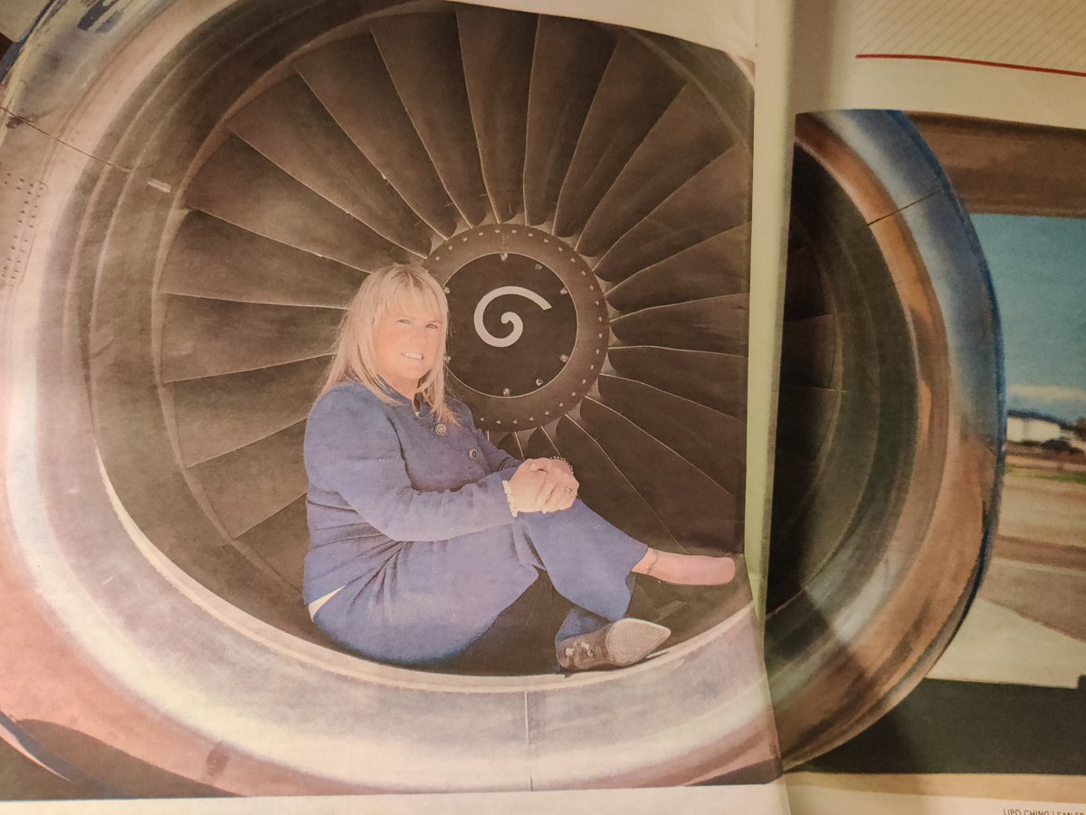 Really cool <a href="/LiPoChing/">LiPo Ching</a> photo and <a href="/MarkCalvey/">Mark Calvey</a> q&amp;a with <a href="/flySFO/">San Francisco International Airport (SFO) ✈️</a> <a href="/united/">United Airlines</a> exec <a href="/Auggiie69/">Lori Augustine</a> in <a href="/SFBusinessTimes/">San Francisco Business Times</a>. She got her start changing oil at Jiffy Lube and now she runs the show at SFO. I want back story on this photo shoot!