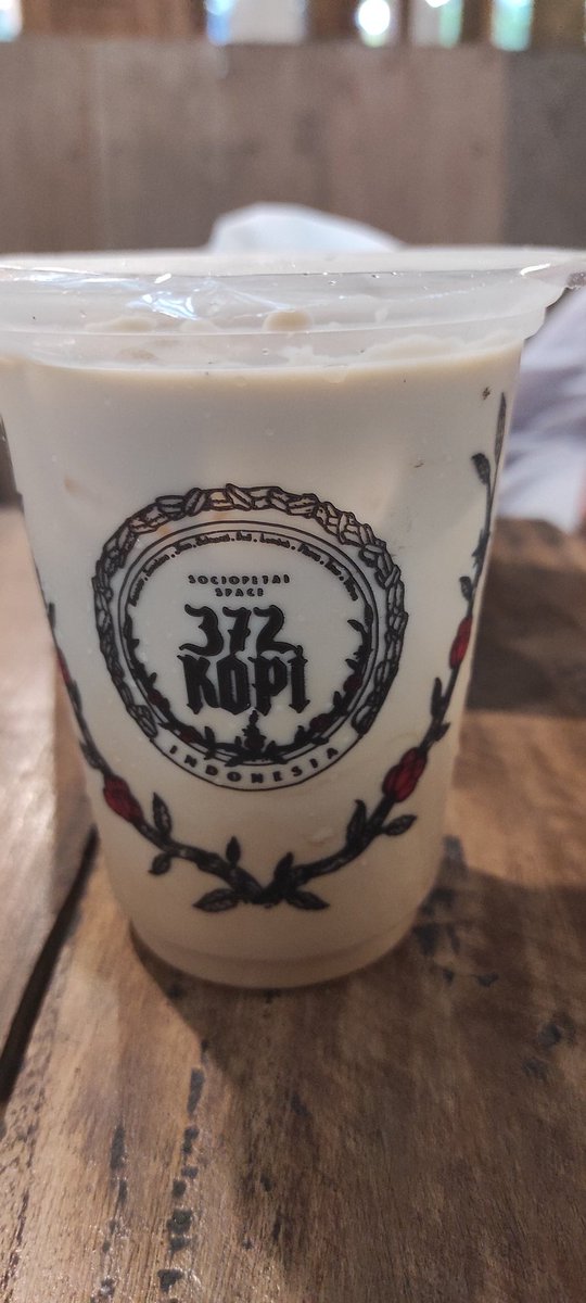 mayameta's tweet photo. Ngopi Yu @gumi041 kadieu @cynthiandut anu gogorowokan dianterkeun na 😁enak da 🥰 ya kan @septisafa https://t.co/QI01Sdit3X