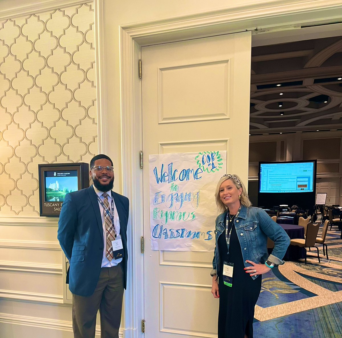 DrDaraEvans's tweet image. Day 1 in the books for @AVID4College Orlando SI! We can’t wait for a great day  ✌️! #anythingispossiblewithAVID #AVID4Possibility #AVIDFamily