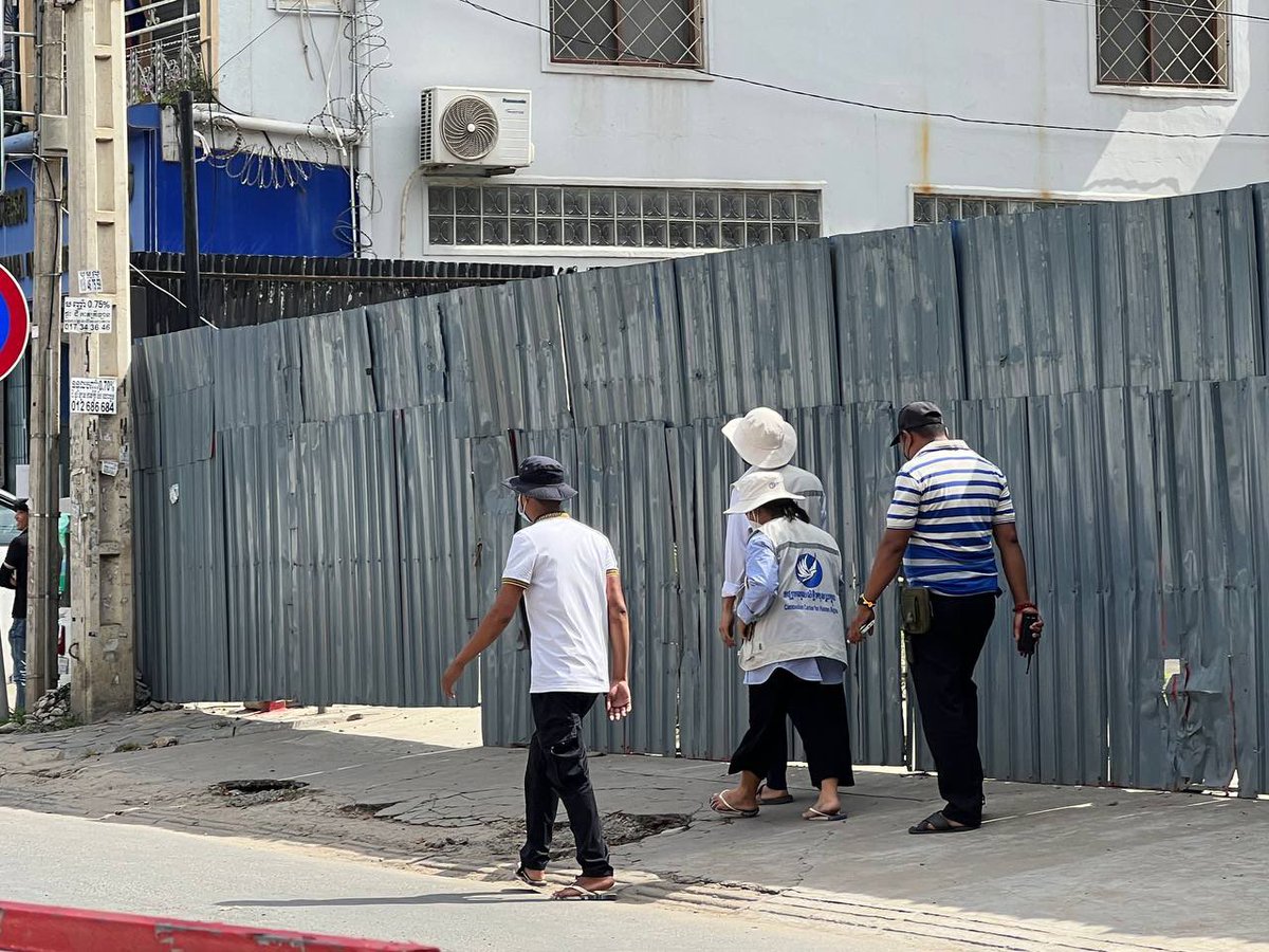 The government kept praising civic space is flourishing &amp; CSO can operate freely as paradise…here our rights monitors at NagaWorld strike were ordered by the authorities to leave and stay far away from the site. Mostly our team &amp; journalists faced difficulties on the ground.