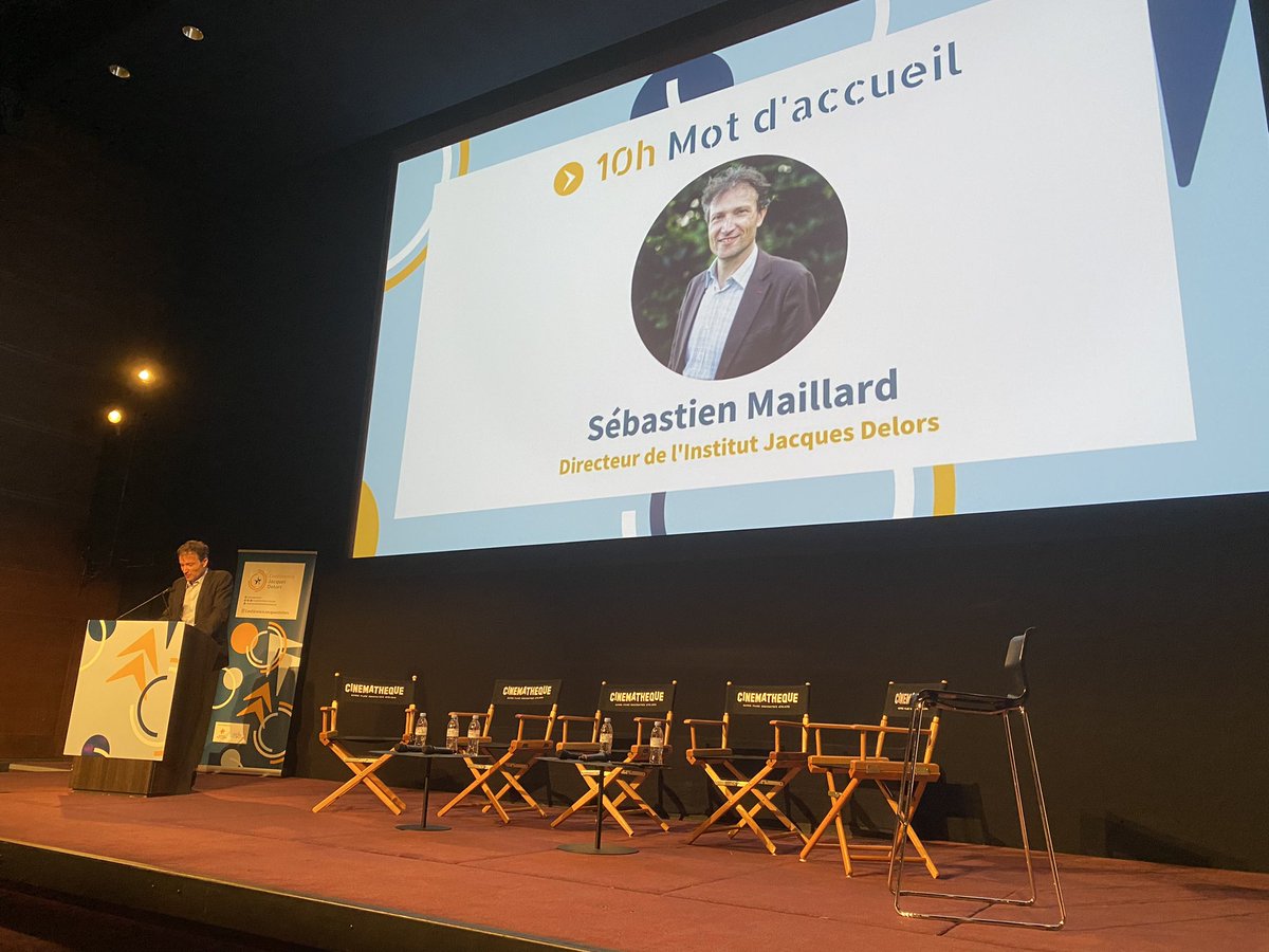 Cérémonie de clôture de cette année riche en échanges, apprentissages et débats 🇪🇺Merci <a href="/AcademieNE/">Académie Notre Europe</a>