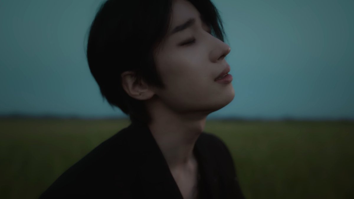 wooyafiles's tweet photo. one year since see you again and fade. see you soon, wooya ♡ https://t.co/pPEHFRXCvO