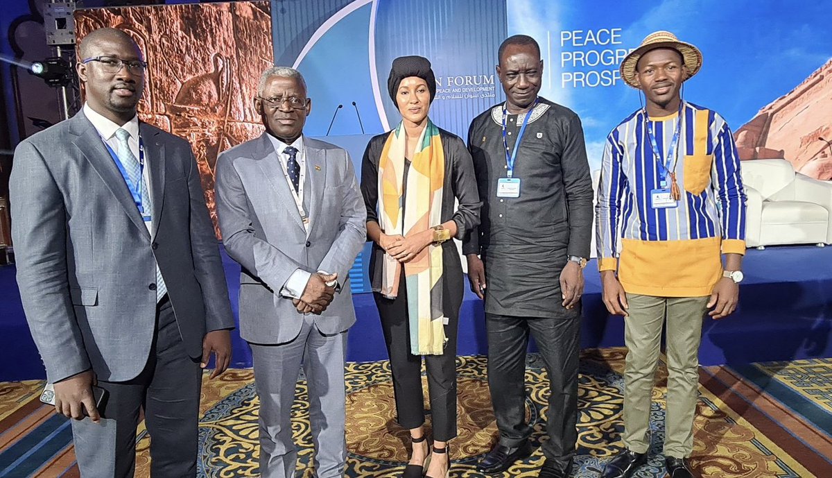 It was an honor to share stage with proud sons and daughters of #Africa in discussing #climatechange, peace building and #conflict resolution at the @AswanForum . Shaping the the agenda for #COP27 together @_MariamAllam @ma3lim_h @WKanyirige @FlorianKrampe