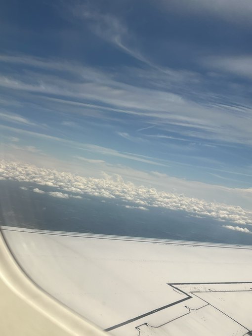 Picture from the plane I just got off of.. In Paris for a month with my girlfriend 😭❤️ https://t.co/