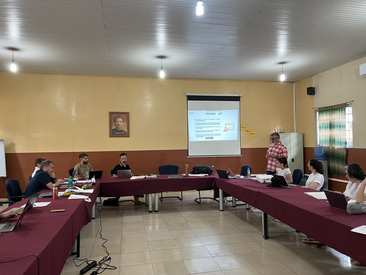 Ef_VET's tweet image. @saammobility project meeting -2nd day #capacitybuilding and #trainingmodules on advanced capacity building in #TVET and in-company tuttors @AlfredoGarmend5 @San_Viator @As_Mundus @DonBosco_DBI