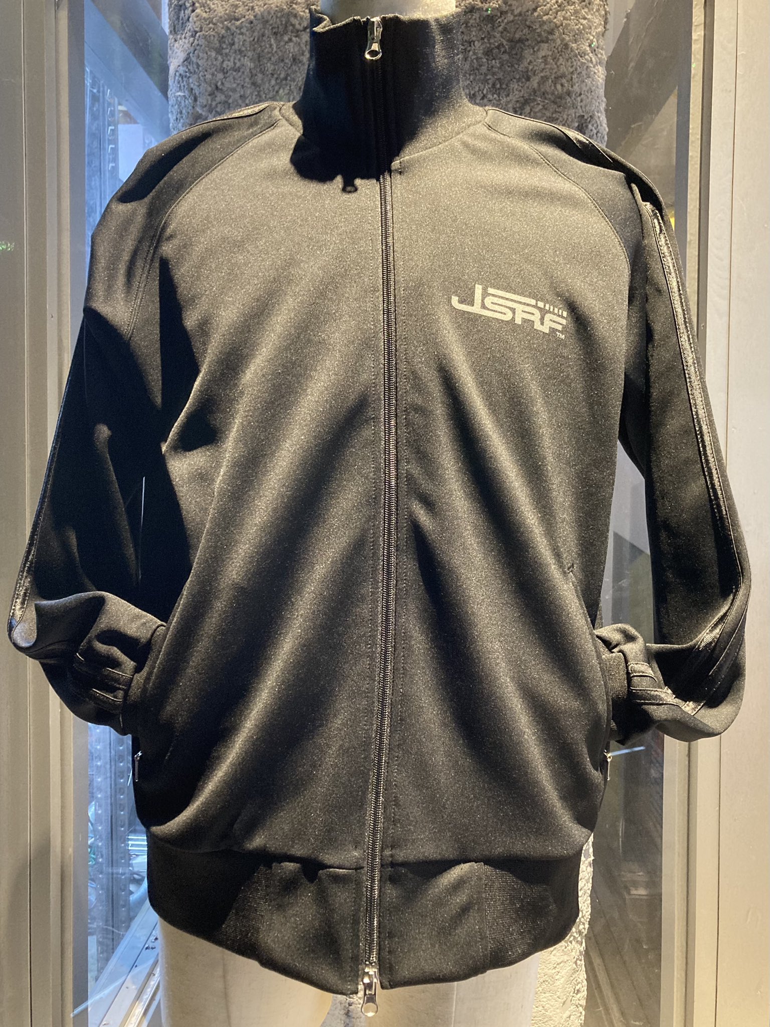 衣類　Graffiti Soul トラックジャケット ブラック Lサイズ 「ジェットセットラジオフューチャー」 SEGA POP UP SHOP ＠ AKIHABARAグッズ s-l400.jpg