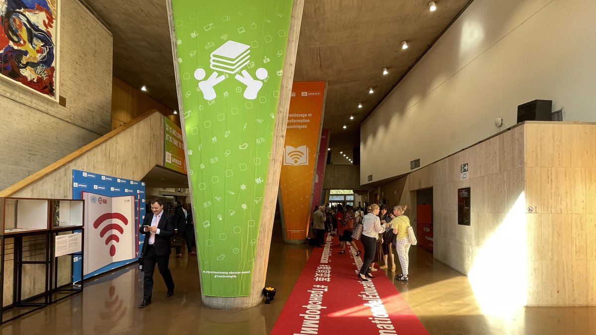 UNESCO's tweet photo. It is no longer enough to reform. It is time to transform #education!

#TransformingEducation Pre-Summit is kicking off today at @UNESCO!

🔔 It's high time to prioritize quality learning as a global public good.

Here's why 👉https://t.co/VhuQTiRrpv https://t.co/6CtlCuax5p