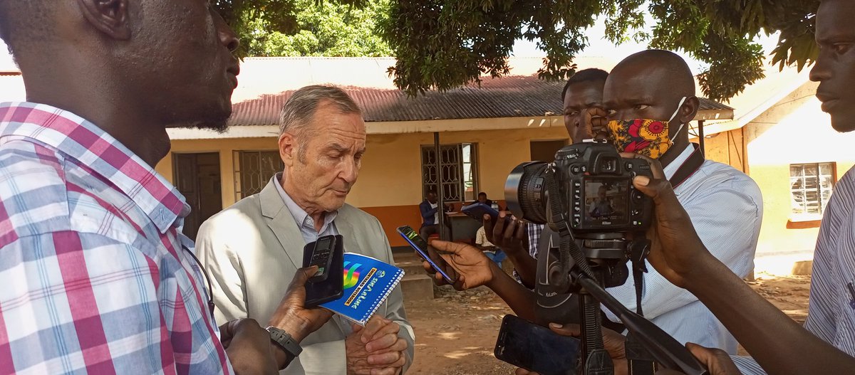 GggiUganda tweet picture