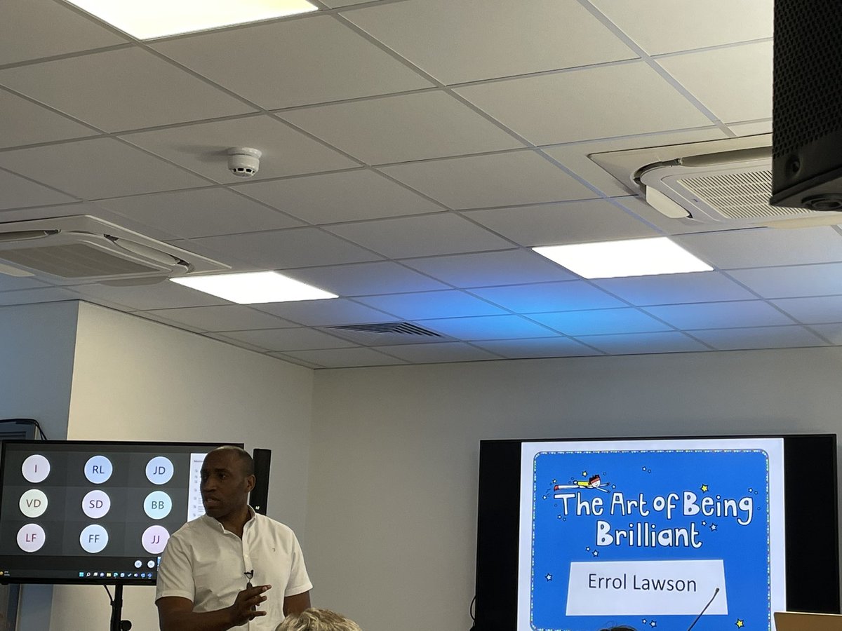 SHaWPAH1's tweet photo. Breakfast session just starting #thisisusweek #wellbeingweek #pahtpeople @Ogechi_Emeadi @PAHT_LearningOD https://t.co/HnzSvxE01K