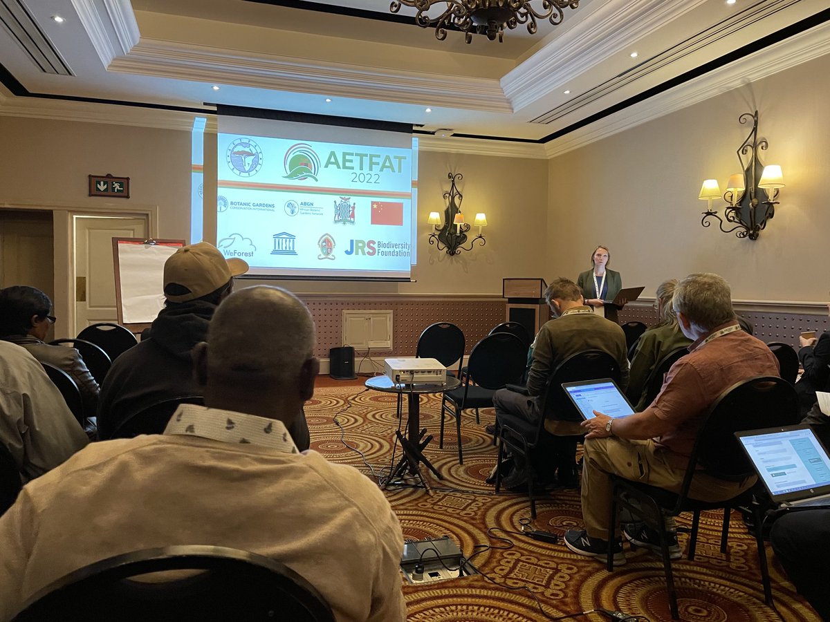 Kirsty Shaw from ⁦<a href="/bgci/">Botanic Gardens Conservation International</a>⁩ kicking off a day of workshops focusing on the African Botanic Gardens Network here at AETFAT 22.