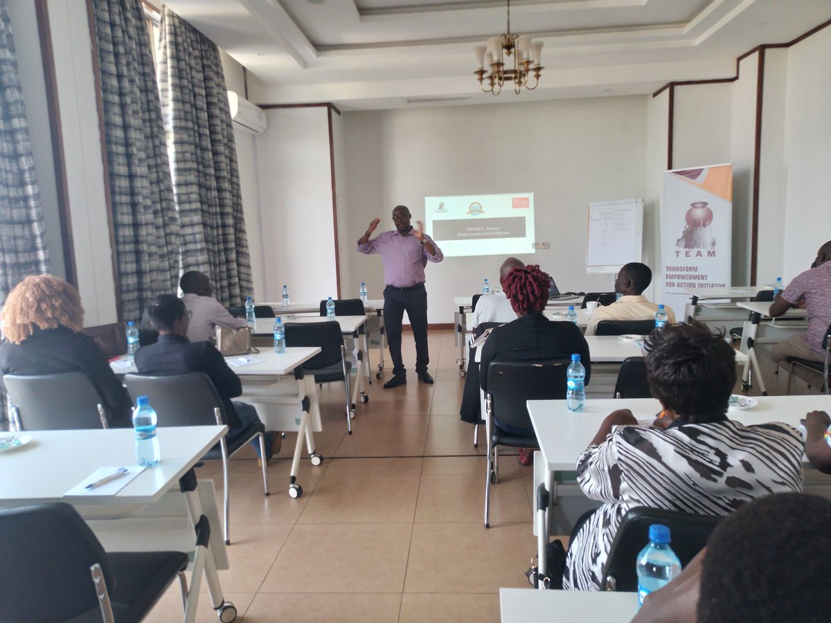 TransformFor's tweet image. Day two of DATA training currently being facilitated by @TransformFor with Directors of the County Government of Kisumu together with CSO&apos;s.
#dataforaccountability
#TEAMdata
#MEData