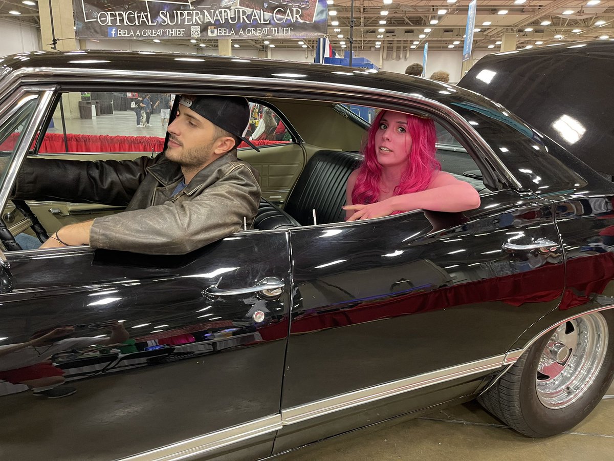 Rewatching supernatural rn and it reminded of the comic-con where I got to wear Dean’s actual leather jacket and sit in their Impala used in the movie. Thought I’d share these pics with y’all 

Featuring my sister dressed up in her Lore of Olympus cosplay lol