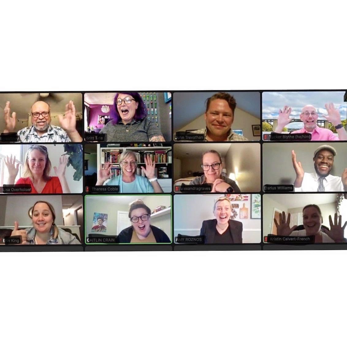 SraCrain's tweet photo. Dr. Crain in the house!!!

It’s been three long years but totally worth it! Congrats to my et al. 😎 https://t.co/zDX5ybULJj