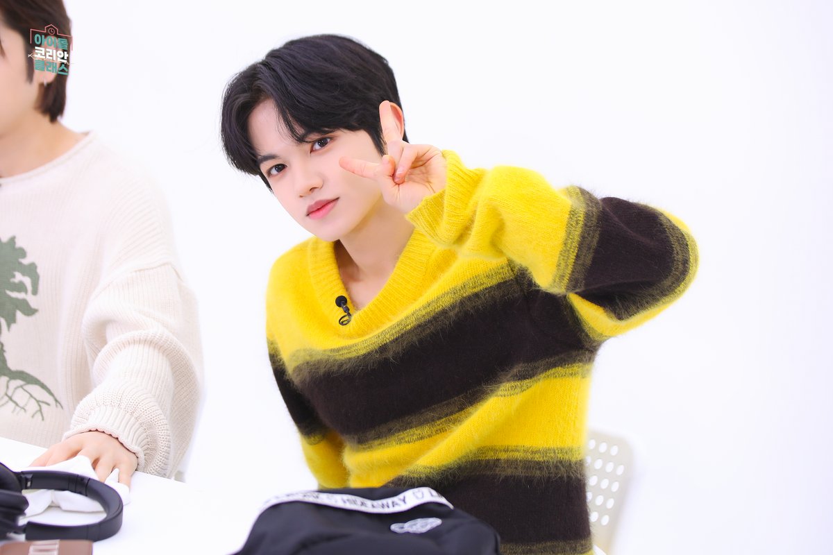 아이돌빌리지 tweet media